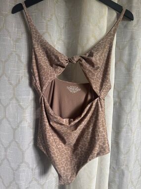 ACACIA Indies light leopard print.